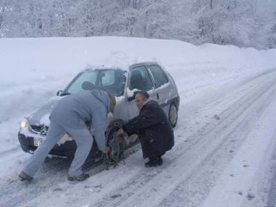 Με αλυσίδες η κυκλοφορία στα ορεινά της Δυτικής Μακεδονίας