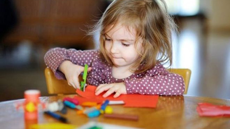 Όταν το παιδί χρησιμοποιεί το αριστερό χέρι