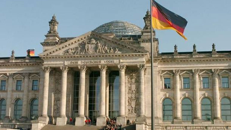 Die Welt: «Ένα κύμα μίσους για τη Γερμανία κατακλύζει την Ευρώπη»