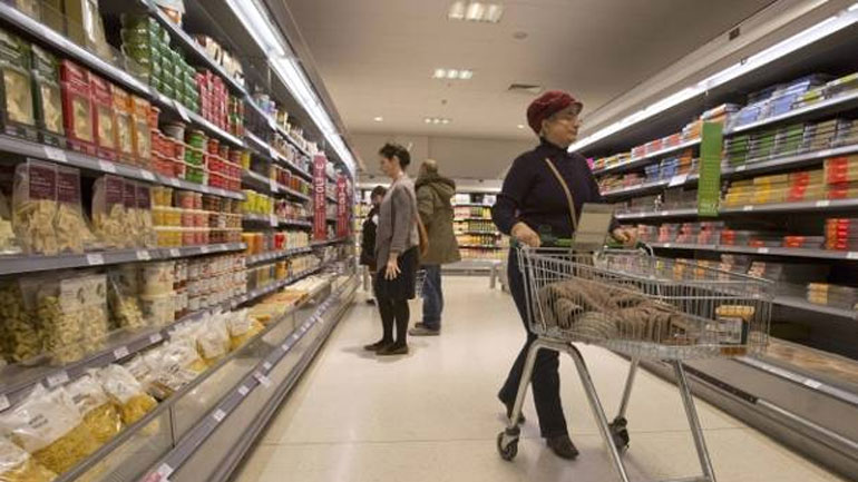 ΗΠΑ: Επιβραδύνθηκε ο ρυθμός αύξησης των καταναλωτικών δαπανών