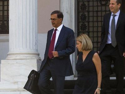 Στο Μαξίμου ο Χαρδούβελης