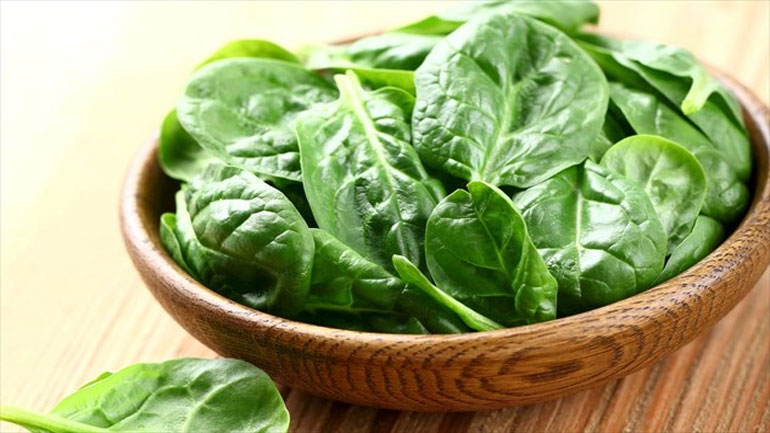 Μάσκα προσώπου με σπανάκι και μέλι!