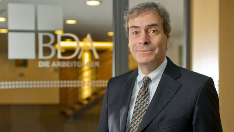 Κράμερ: «Να δείξουμε υπομονή με την Ελλάδα»