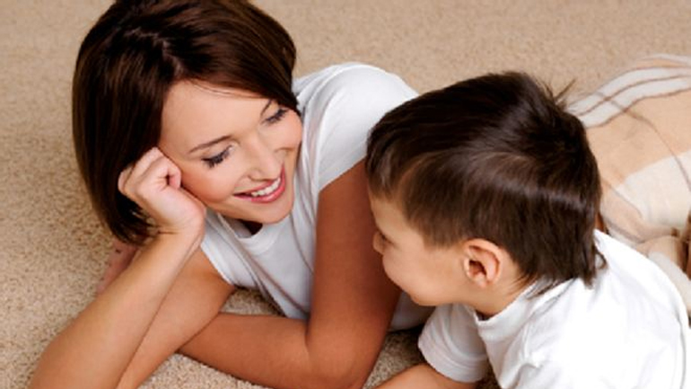 Οι φράσεις που τελικά δεν πρέπει να λέμε στα παιδιά μας