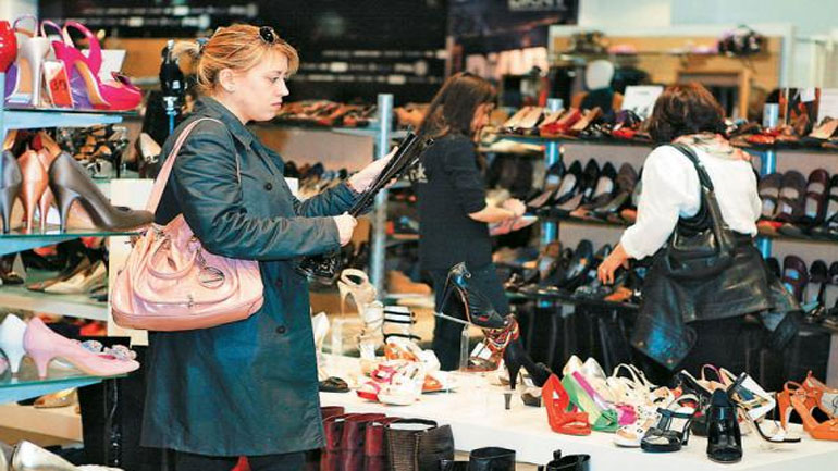 Αυξήθηκαν οι απασχολούμενοι στο λιανικό εμπόριο