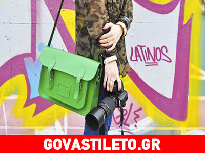Πώς να συνδυάζεις σωστά την τσάντα με τα ρούχα σου