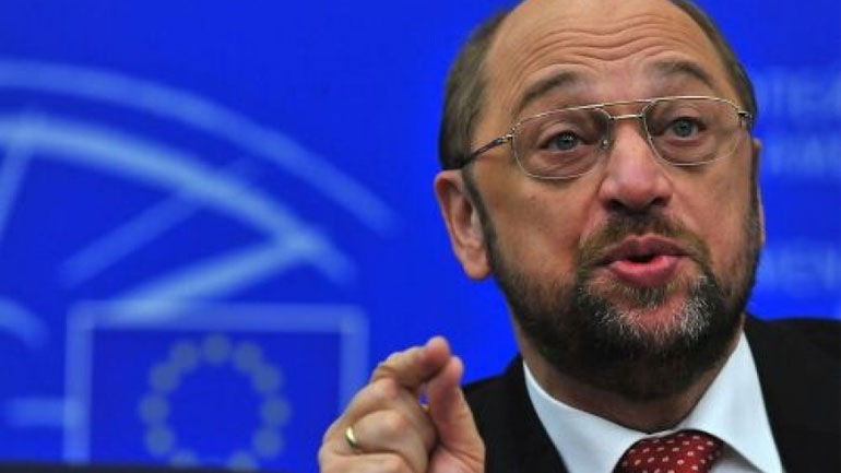 Σουλτς: «Η Ελλάδα να δείξει αλληλεγγύη προς την υπόλοιπη Ευρώπη»