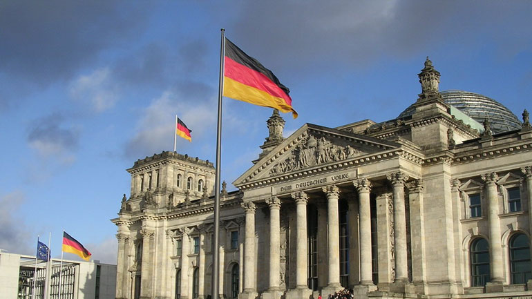 Βερολίνο: «Δεν είναι ακόμη πολύ αργά για λύση»