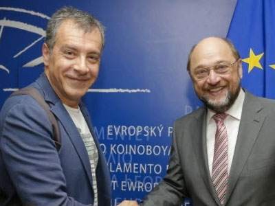 Συνάντηση Θεοδωράκη – Σουλτς την Πέμπτη