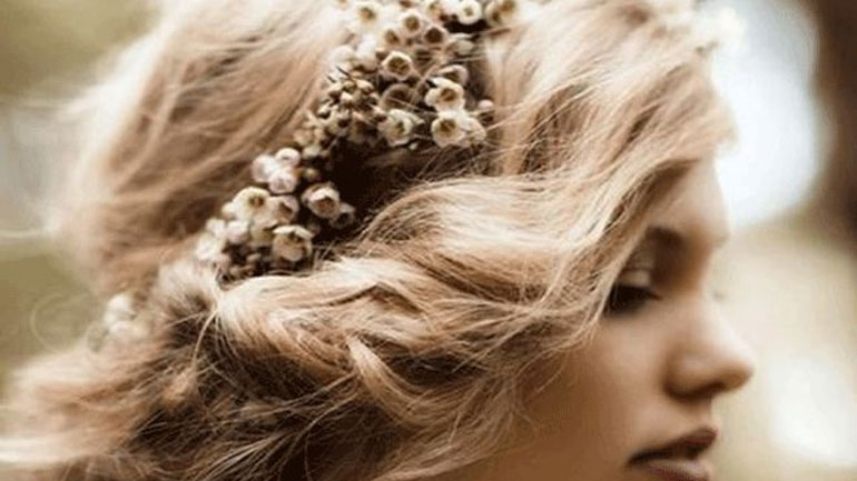 Tα superfoods για τα μαλλιά που τα κάνουν λαμπερά, δυνατά και μακριά