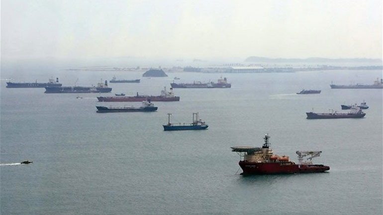 Μειώθηκε η δύναμη του ελληνικού εμπορικού στόλου τον Ιούλιο