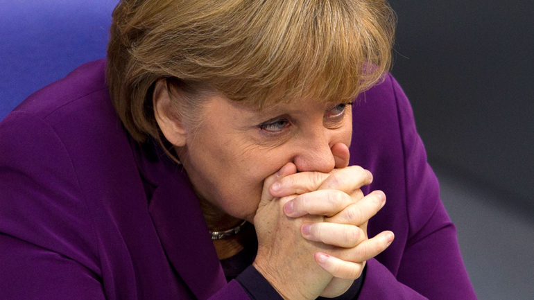 Μέρκελ: «Ενάντια στη δημοκρατία και την ειρήνη η επίθεση στην Τουρκία»