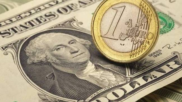 Ενισχύεται το ευρώ