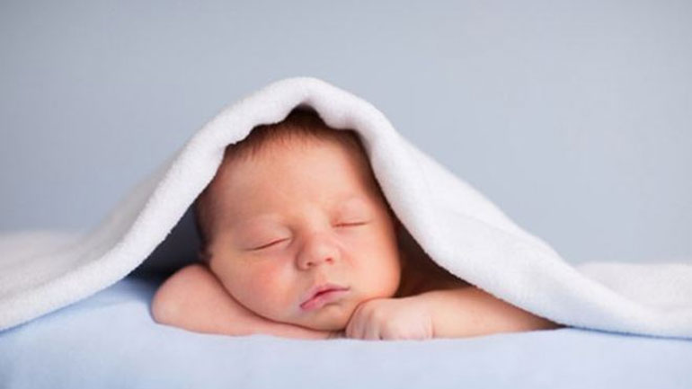 Πόσο πρέπει να κοιμάται το βρέφος;