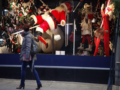 Έως τις 18.00 ανοικτά τα μαγαζιά στην Αττική