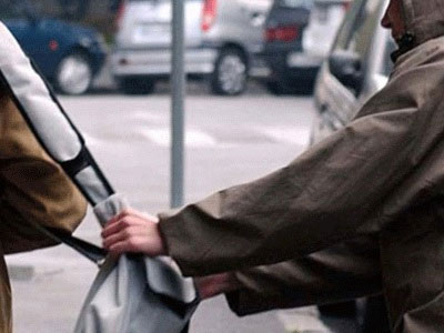 Στα χέρια της ΕΛ.ΑΣ. τσαντάκιας στη Χαλκίδα