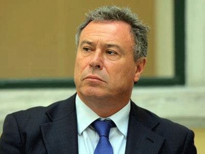 Σγουρός: Ανοιχτός για ντιμπέιτ με τη Δούρου αρκεί να…