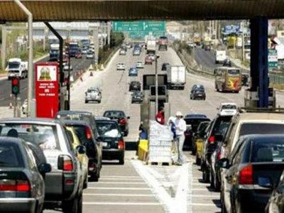 Έκτακτα μέτρα της Τροχαίας για την έξοδο των εκδρομέων