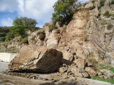Κατολίσθηση βράχων στην Ηλεία