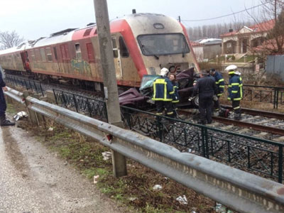 Έβρος: Σύγκρουση αμαξοστοιχίας με Ι.Χ. – Δύο νεκροί
