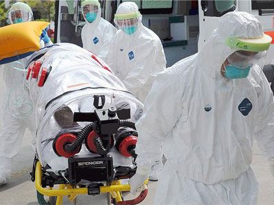 Μάλι: Απεβίωσε γιατρός που είχε προσβληθεί από τον Έμπολα