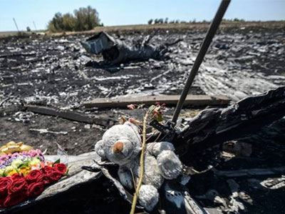 Ουκρανία: Ολοκληρώθηκε η επιχείρηση ανάσυρσης των συντριμμιών του Boeing