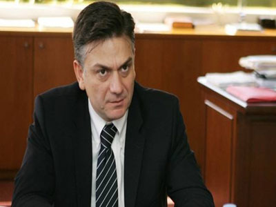 Μωραΐτης κατά κυβέρνησης