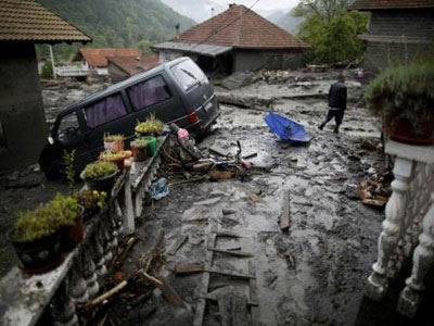 Σερβία: Στο 1,5 δισ. ευρώ οι ζημιές από τις πλημμύρες