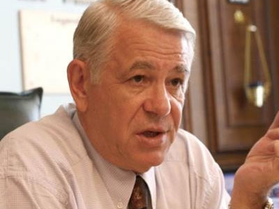 Παραιτείται ο υπουργός Εξωτερικών της Ρουμανίας