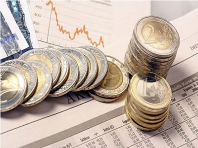 Σε νέα χαμηλά επίπεδα τα ελληνικά ομόλογα