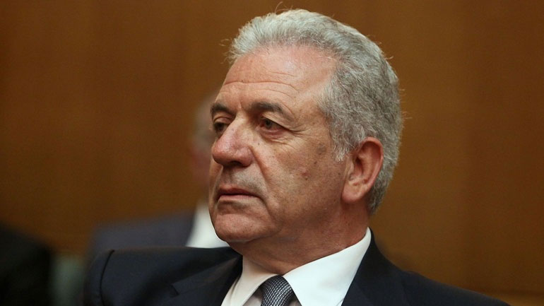 Αβραμόπουλος: «Να σταματήσουν οι αλληλοκατηγορίες για το μεταναστευτικό»