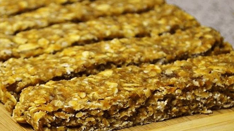 Μπάρες δημητριακών με μέλι, ταχίνι και ξηρούς καρπούς