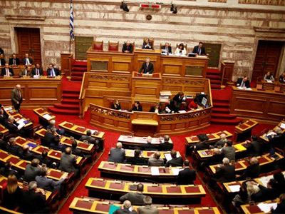 Εγκρίθηκε επί της αρχής από ΝΔ-ΠΑΣΟΚ το ν/σ για τη «μικρή ΔΕΗ»