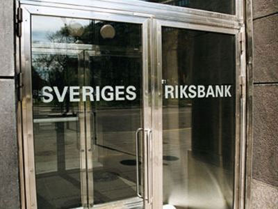 Απροσδόκητη μείωση των επιτοκίων στη Σουηδία