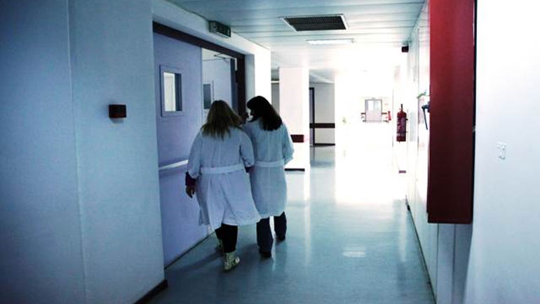 Αφορολόγητο το επίδομα βιβλιοθήκης των γιατρών για το 2014