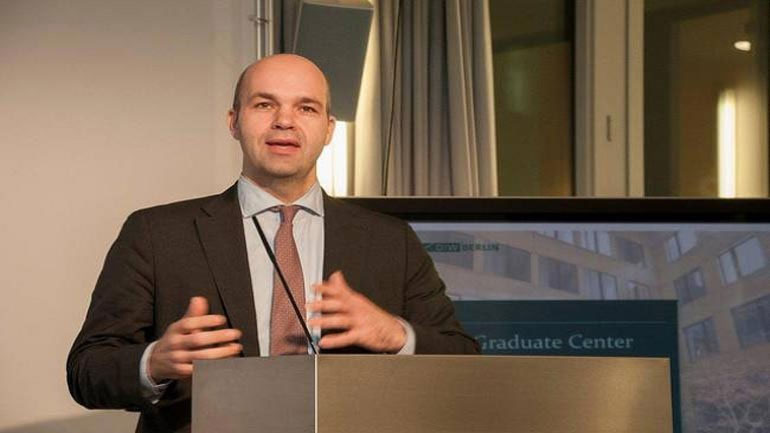 Φράτσερ: «Ένα Grexit θα ήταν μοιραίο και για τη Γερμανία»