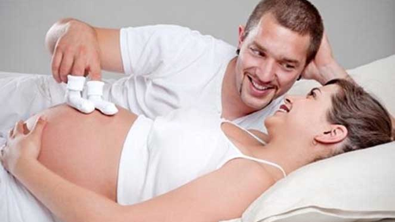 Τι συμβαίνει στους άνδρες που περιμένουν να γίνουν πατέρες;