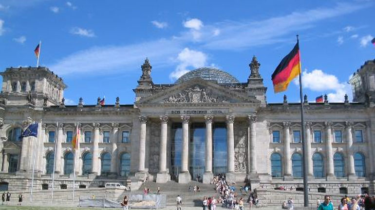 «Επιλεκτική η γερμανική ακαμψία στο θέμα του χρέους»