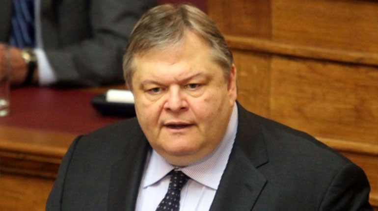 Βενιζέλος: «Θα μείνω στη Βουλή γιατί είναι χρήσιμη η παρουσία μου»