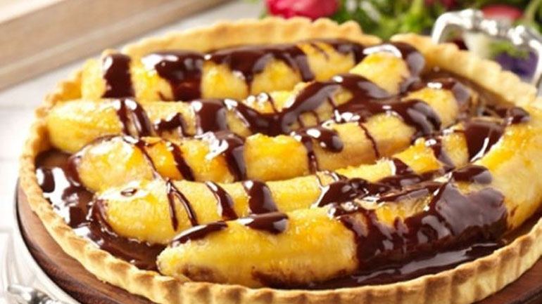 Τάρτα με καραμελωμένες μπανάνες και σοκολάτα