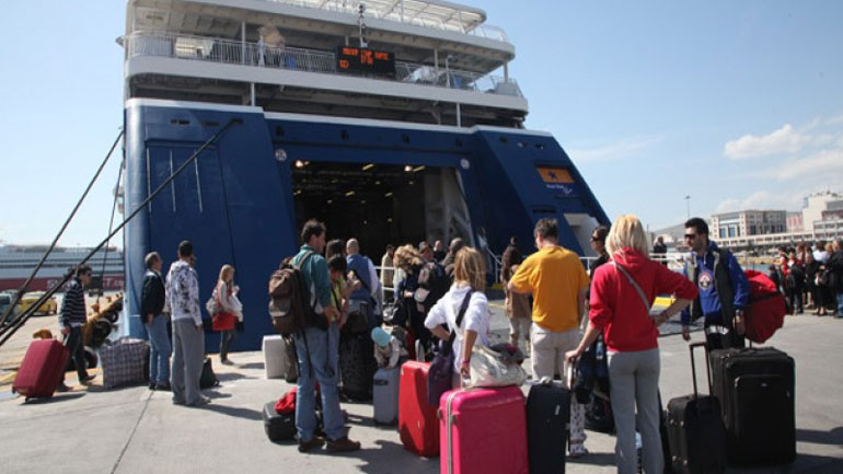 Μέτρα στα λιμάνια για τη διευκόλυνση των εκδρομέων της Πρωτομαγιάς