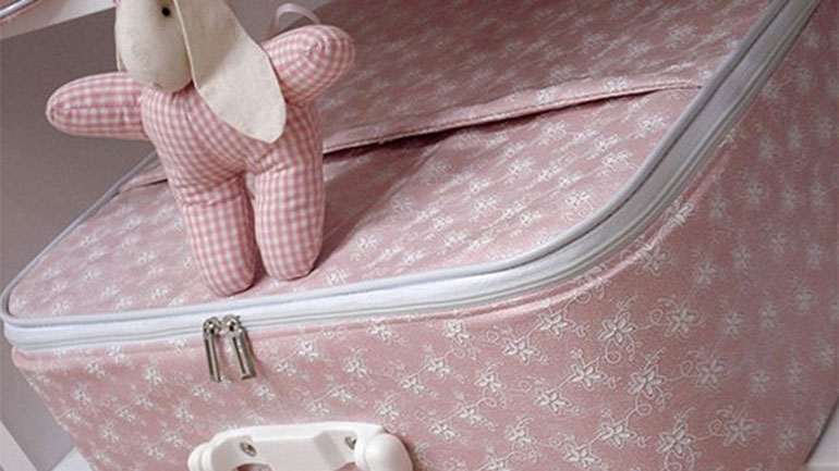 Αυτά είναι τα πράγματα που ίσως να μην έχετε σκεφτεί να πάρετε στο μαιευτήριο