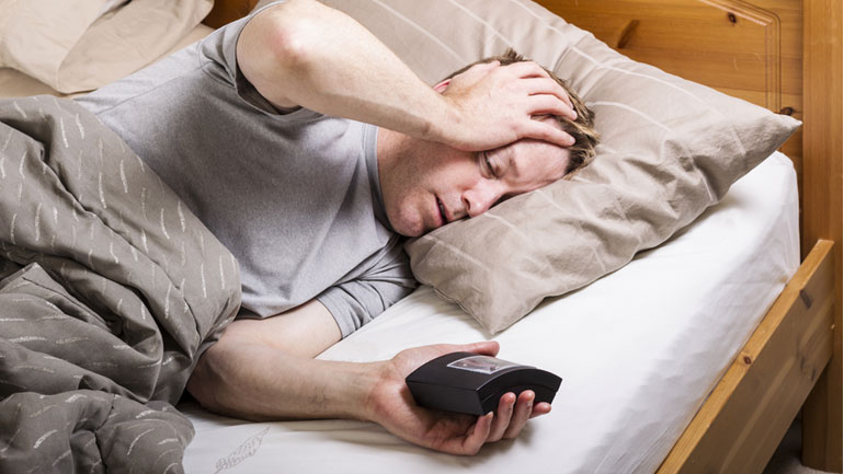 Ο κακός ύπνος αυξάνει τον κίνδυνο για έμφραγμα και εγκεφαλικό