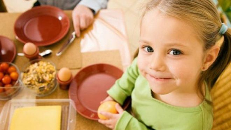 Διατροφικά tips για να τρώει όλο το φαγητό το παιδί σας