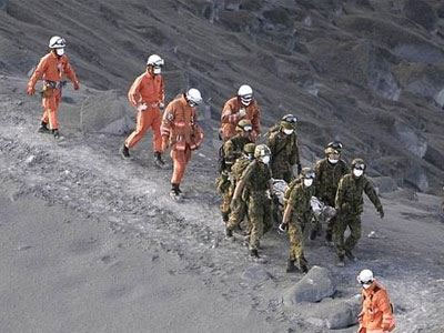 Παραμένουν αγνοούμενοι 16 άνθρωποι στο Οντάκε της Ιαπωνίας