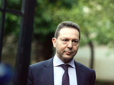 Σήμερα η συνάντηση Στουρνάρα – Αλμούνια