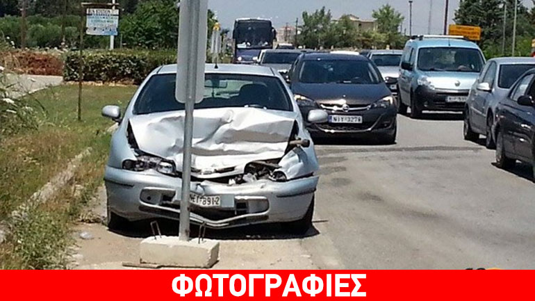 Mποτιλιάρισμα στην επαρχιακή οδό Μουδανιών-Ποτίδαιας λόγω καραμπόλας