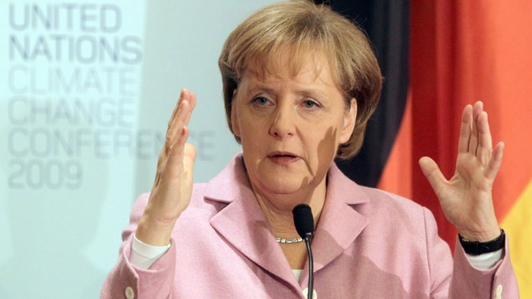 Πυρά Spiegel κατά της καγκελαρίου: «Η Μέρκελ αντιμετωπίζει εγωκεντρικά την Ευρώπη»