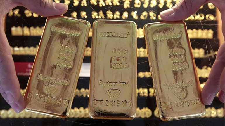 Κέρδη για τον χρυσό – Βουτιά 2% για το αργό