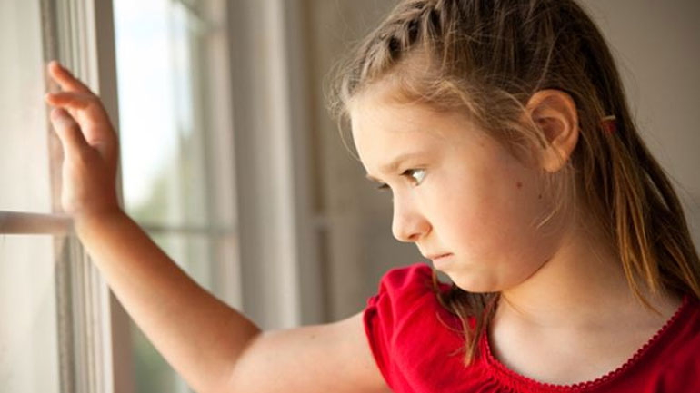 Πώς επηρεάζει η κατάθλιψη της μητέρας τη συμπεριφορά του παιδιού